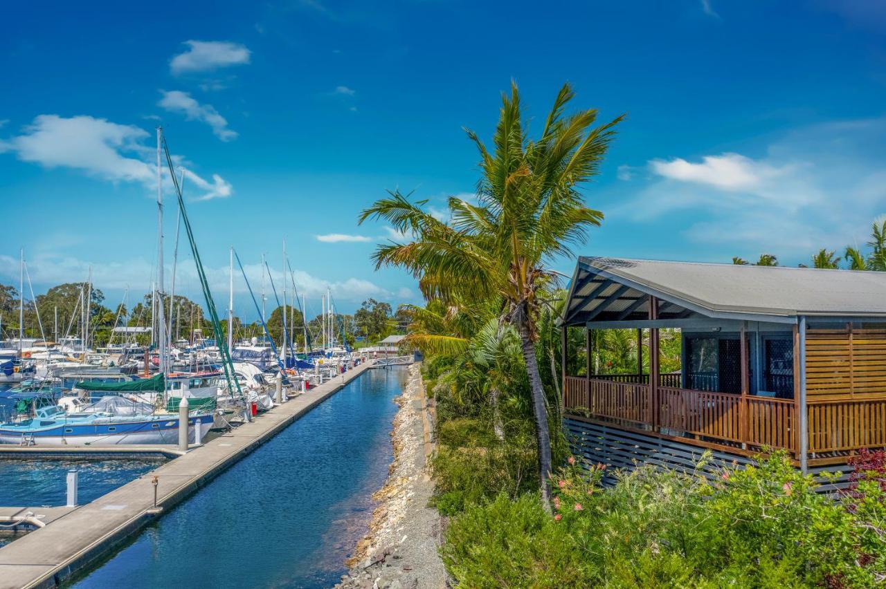 Tin Can Bay Marina Villas Екстер'єр фото