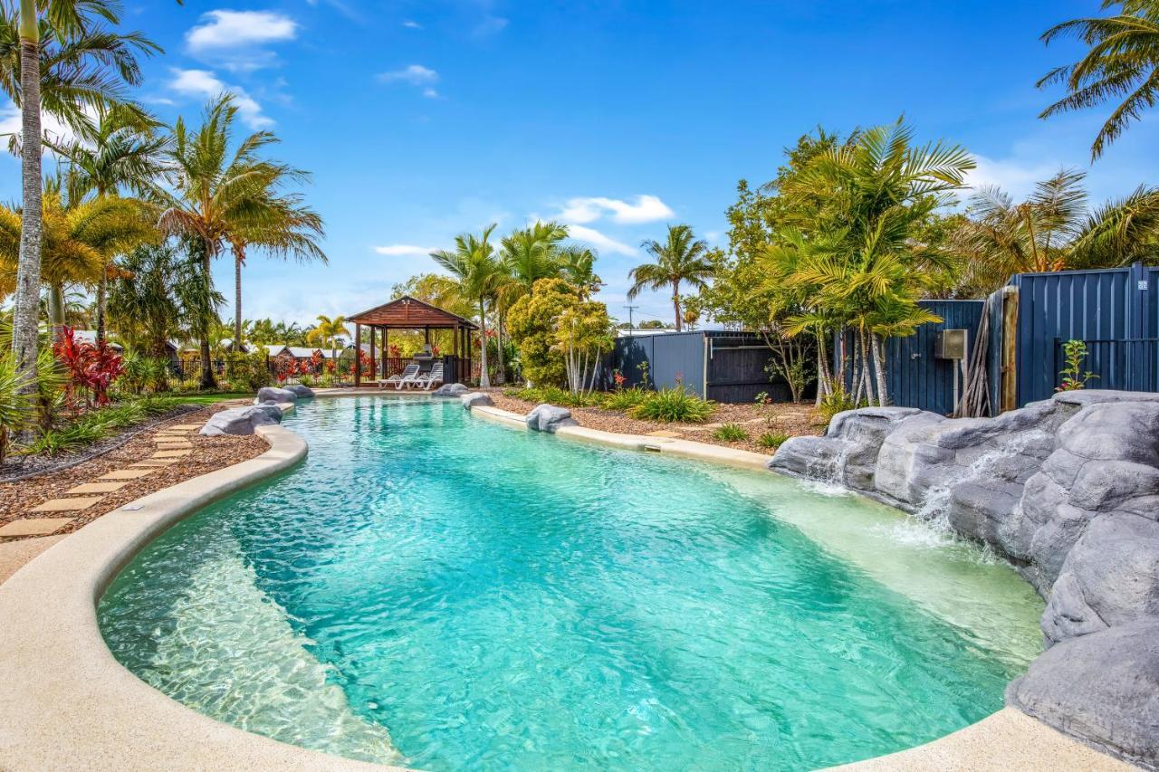 Tin Can Bay Marina Villas Екстер'єр фото